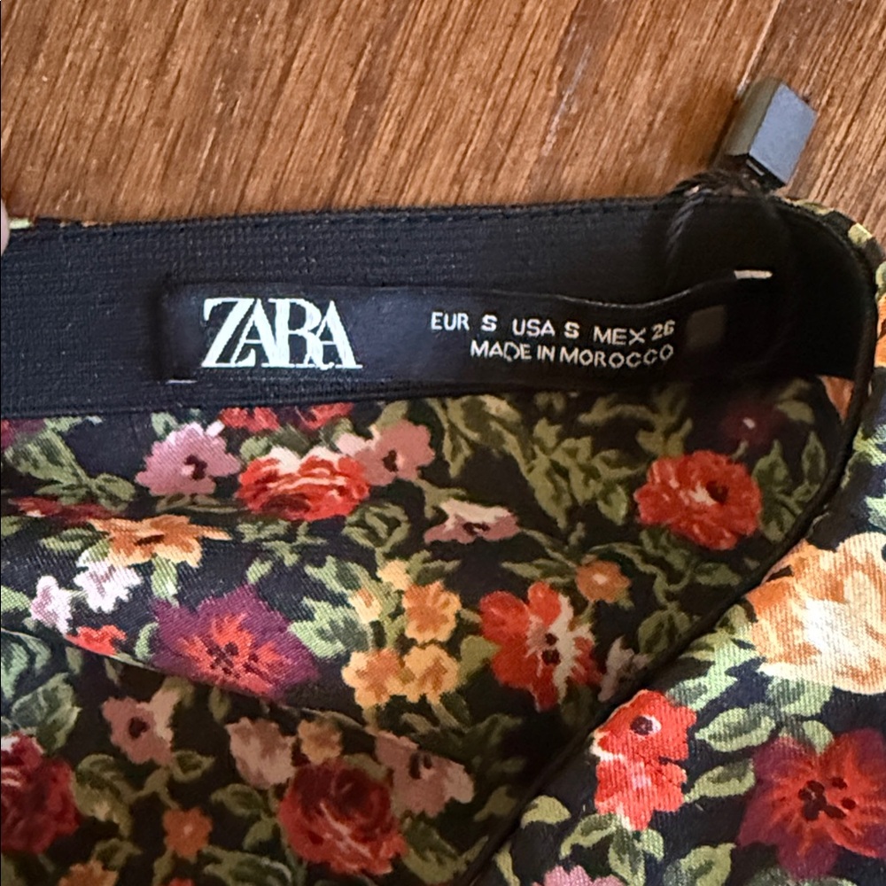 Zara Floral Ruched Draped Mini Skirt - Picture 5 of 10
